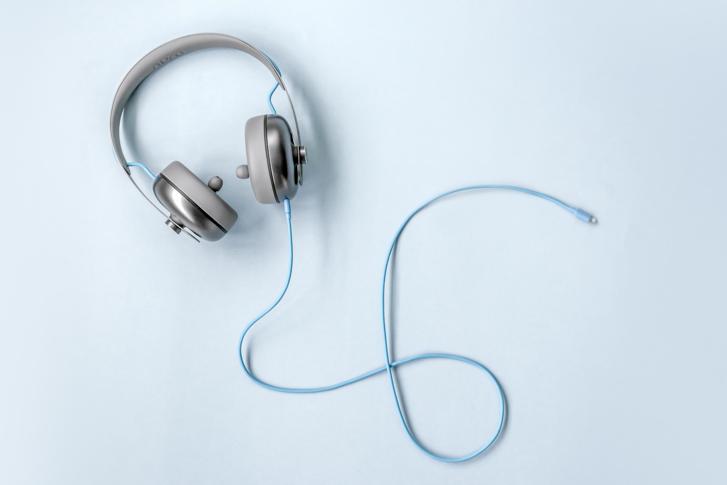 Self-tuning Headphones