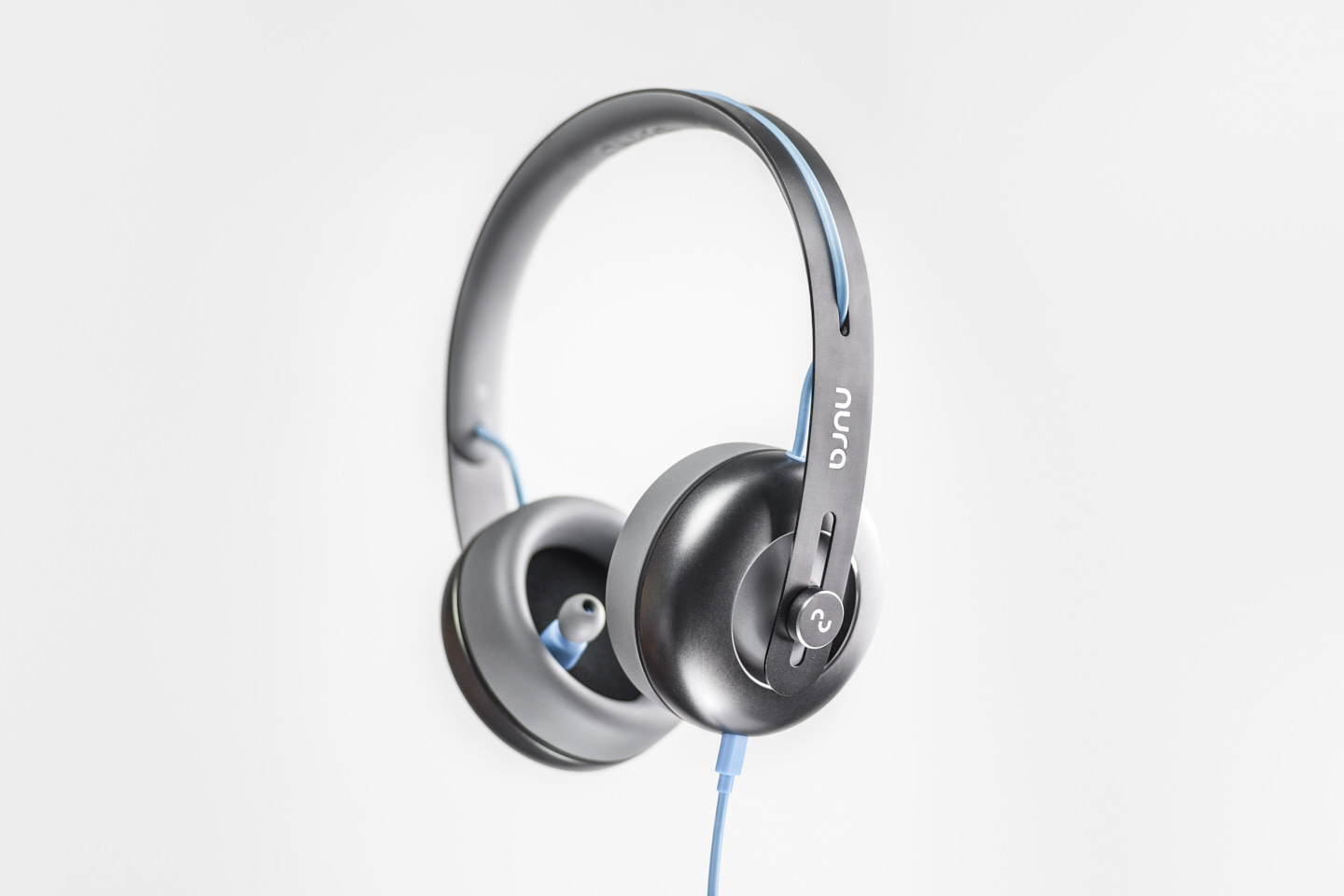 Self-tuning Headphones